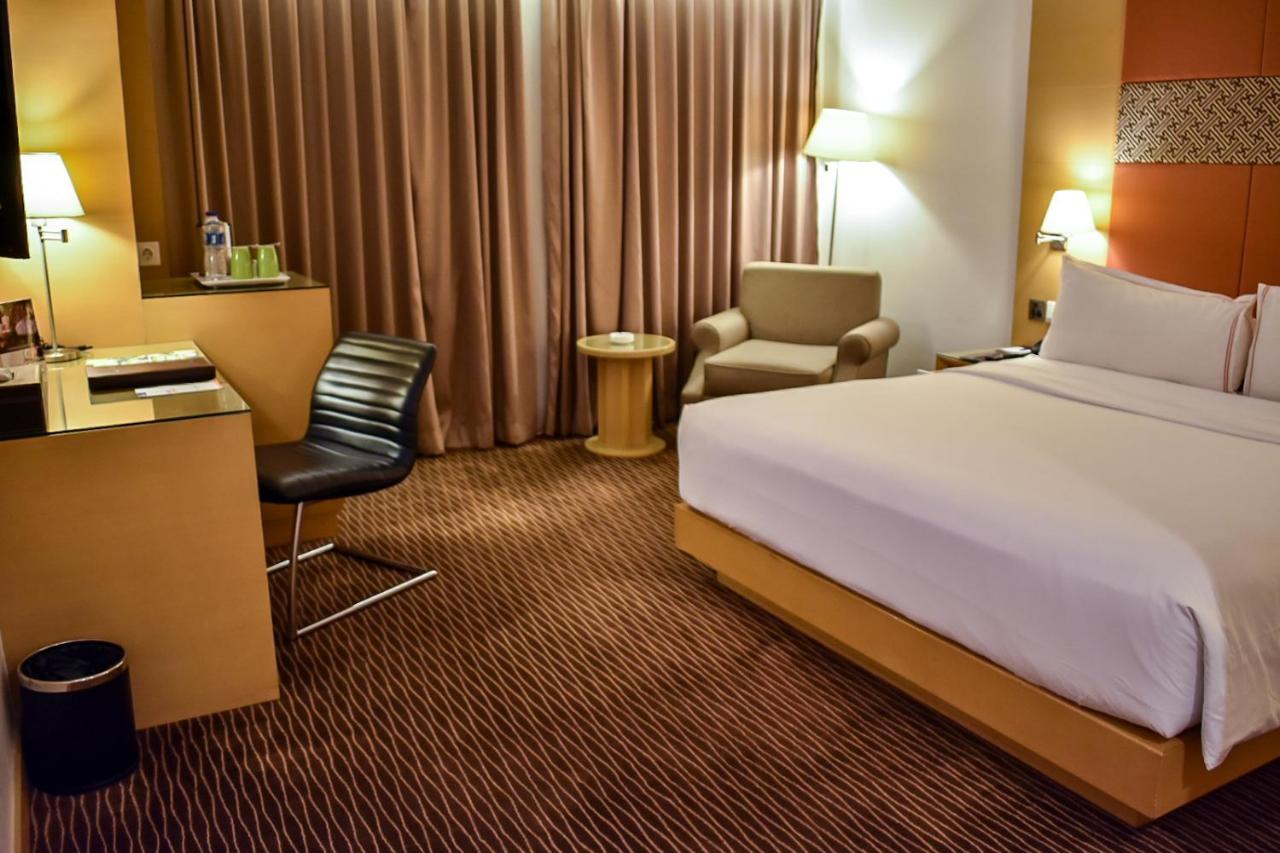All Sedayu Hotel Kelapa Gading Dżakarta Zewnętrze zdjęcie